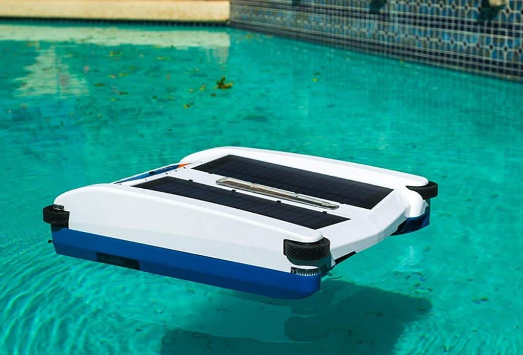 Solar Breeze Cleaning Robot